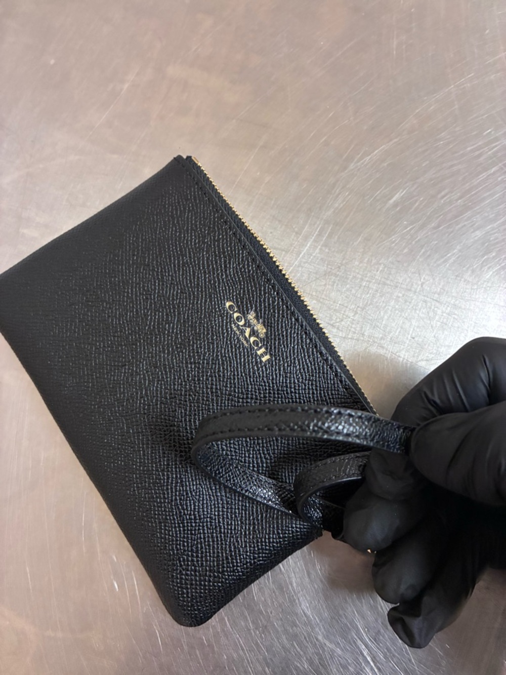 Coach Corner Zip Wristlet Black Leather with Gold Hardware - Picture 3 of 12